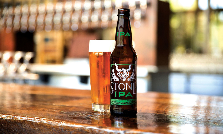 Stone IPA fles en glas